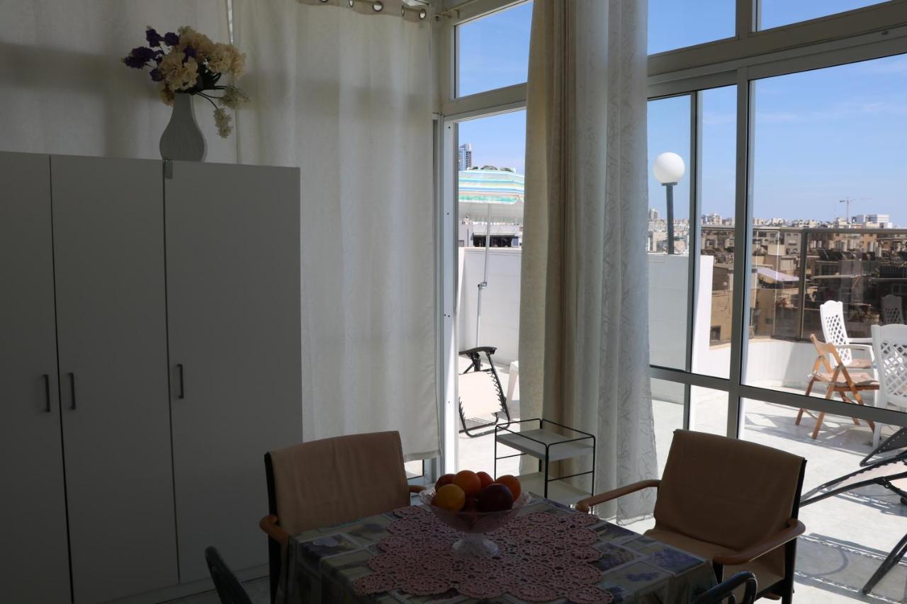 Appartamento Beutifull View Of Batyam Bat Yam Esterno foto