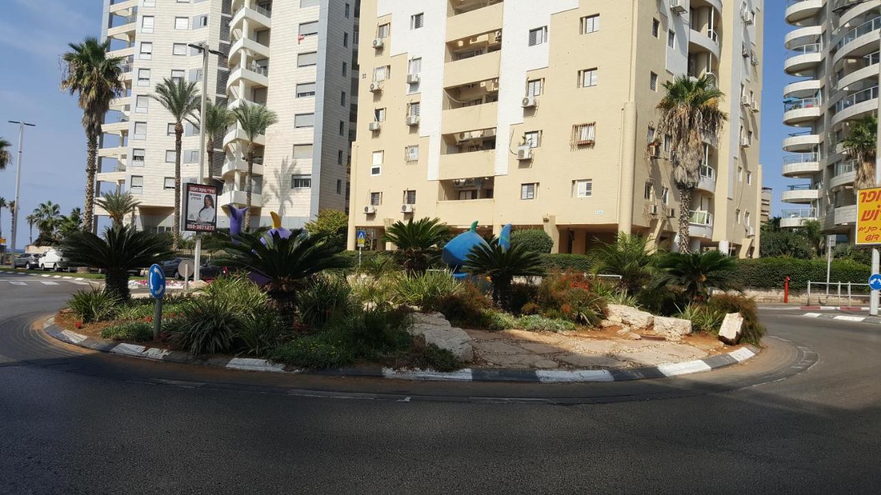 Appartamento Beutifull View Of Batyam Bat Yam Esterno foto